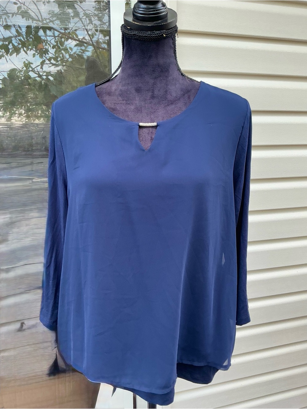 Women's Navy Blue 3/4 Sleeve Keyhole dressy Blouse🌹